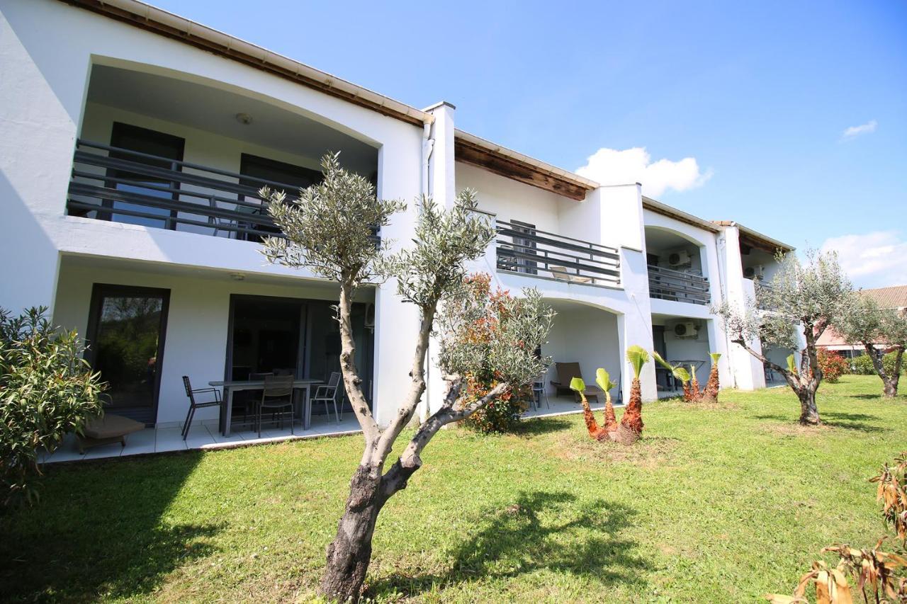 Residence De Tourisme Domaine De Janus Ruoms Exterior photo